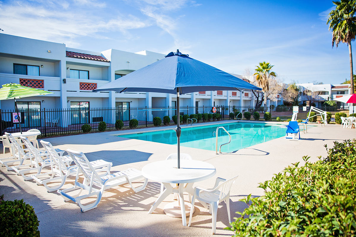 Los Viajeros Inn Pool -  Wickenburg, Arizona Hotel