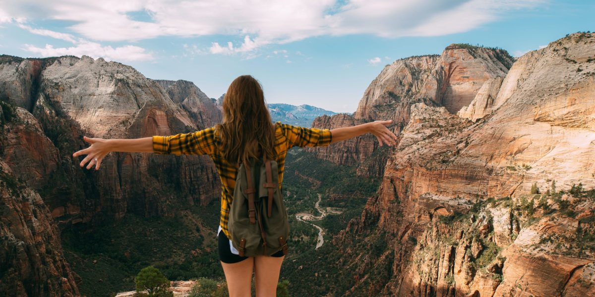 image of hike in Arizona